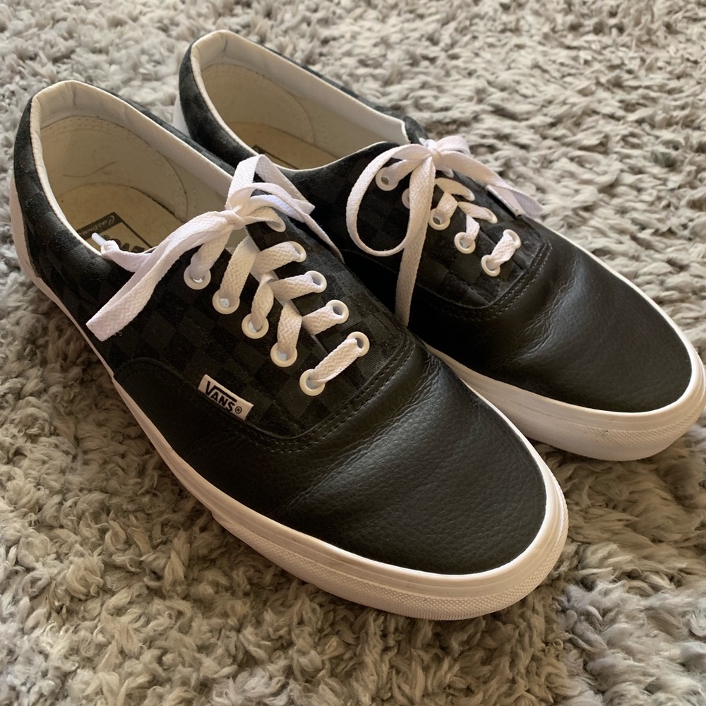 Men’s Black Checkered Vans *Never Worn*